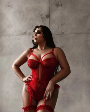 Диана, 30